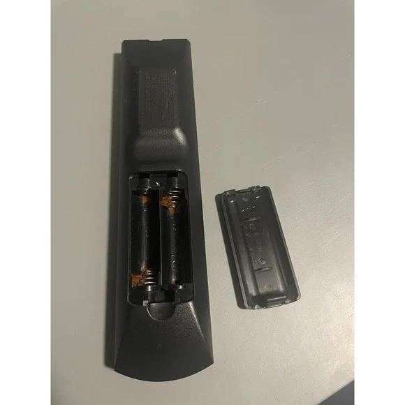 Sony DVD Remote Control RMT-D153A - Tested - Picture 6 of 6